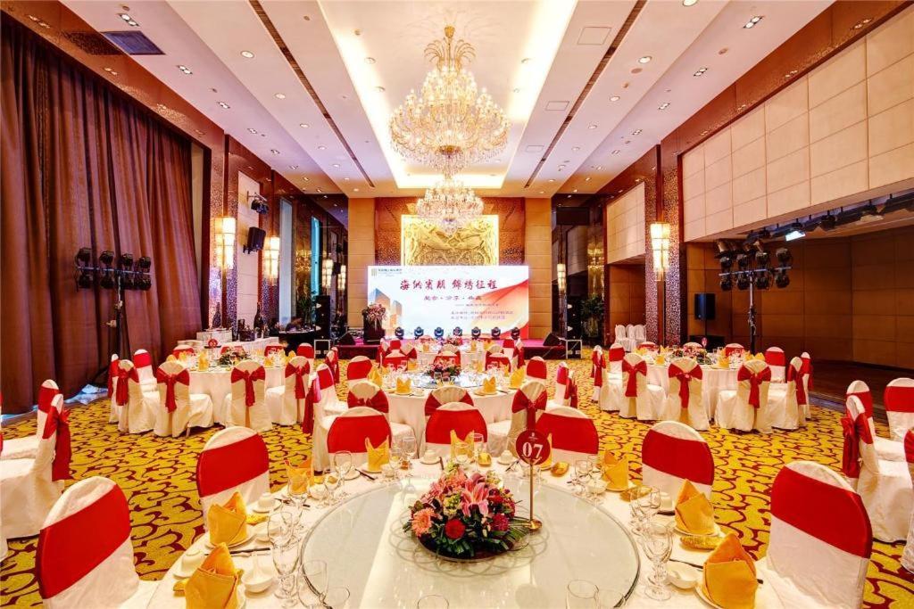 Shenyang Haiyun Jinjiang International Hotel Exterior foto