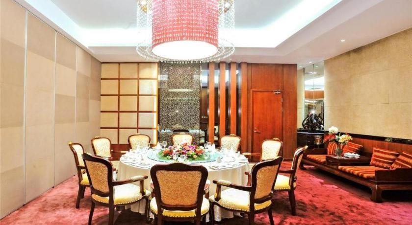 Shenyang Haiyun Jinjiang International Hotel Exterior foto